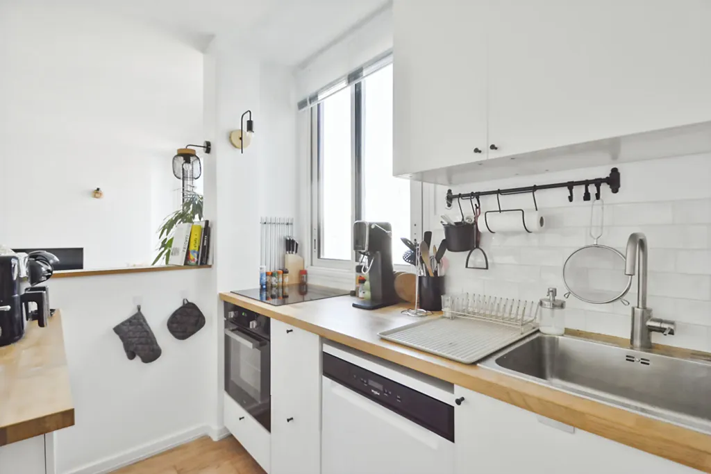 Cucina - Optimised 2-Bed Flat near Marcel Sembat Metro
