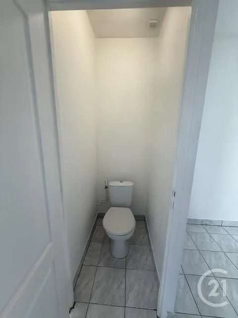 Vannitoad - 2-Bedroom Flat with Garden in Rouen