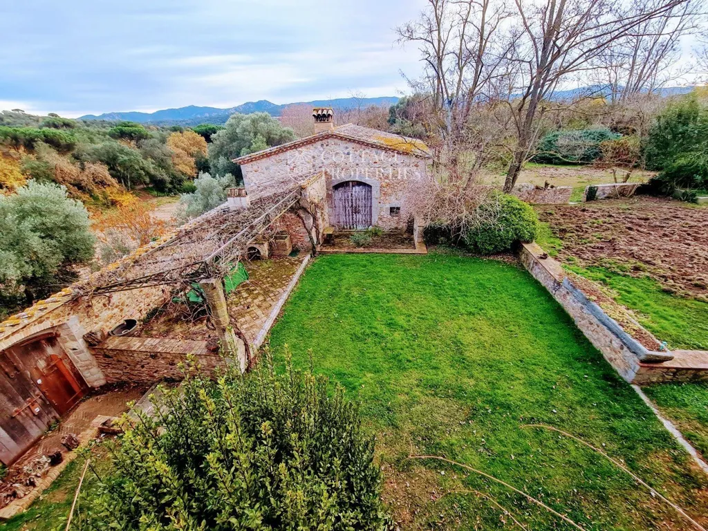 Vista aerea - Rustic Estate with Masia in Llagostera