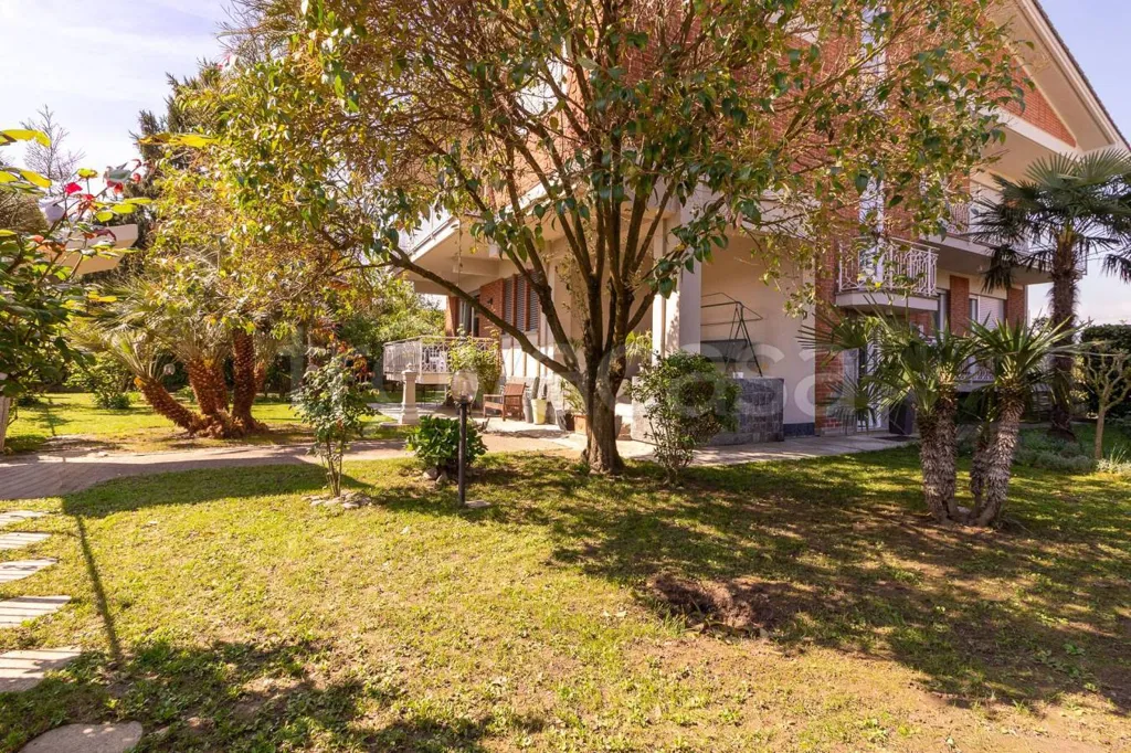 Jardin - Apartment with Terraces in Rosta