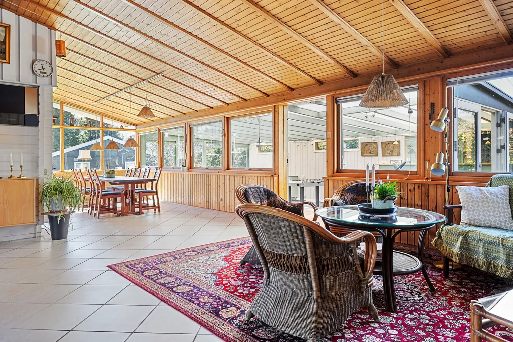 Terrasse - Bjælkehus with Large Terrace in Hornbæk