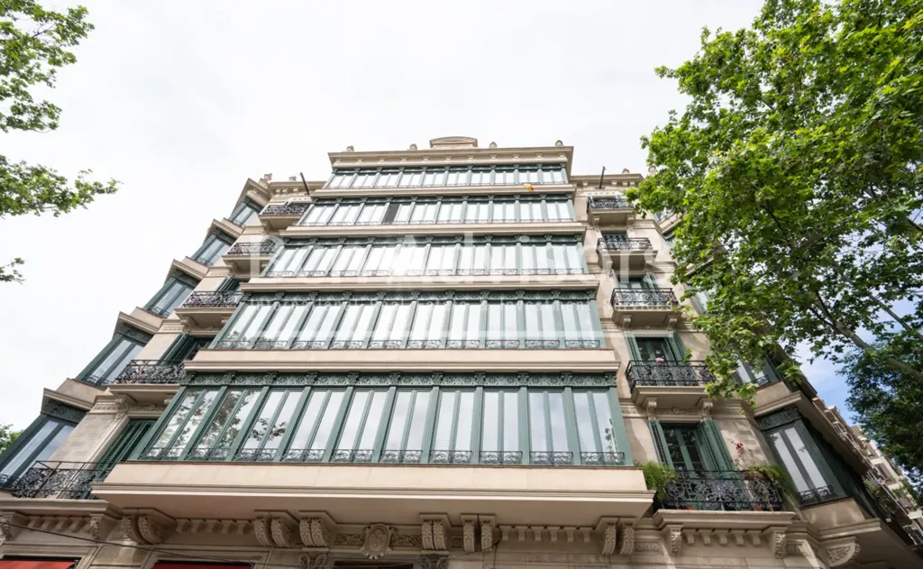 Välivaade - Refurbished Apartment with Original Features in Eixample