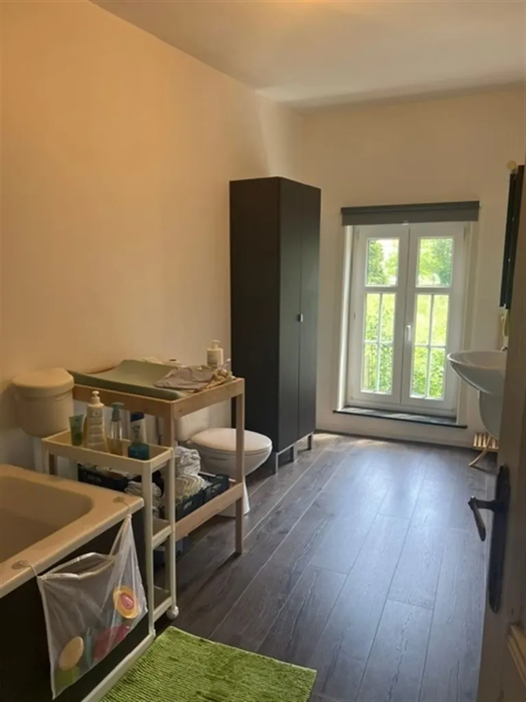Badezimmer - 1930s House with Basement in Montenaken