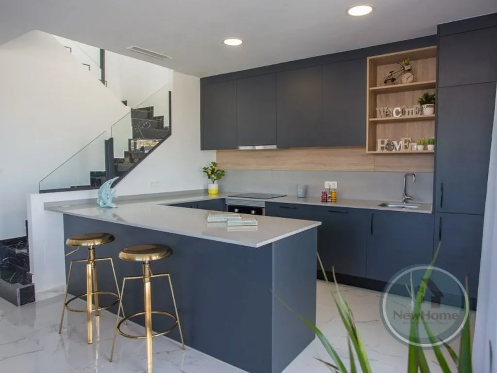 Cuisine - Luxury Villa with Pool in Los Montesinos