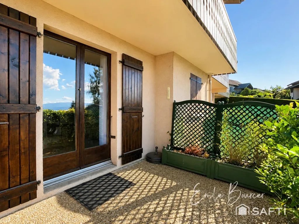 Terrass - 2-Bedroom Flat with Lake View in Neuvecelle