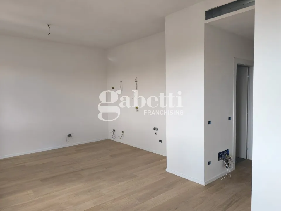 Toad - Fully Rented Trilocale with Balcony in Florence