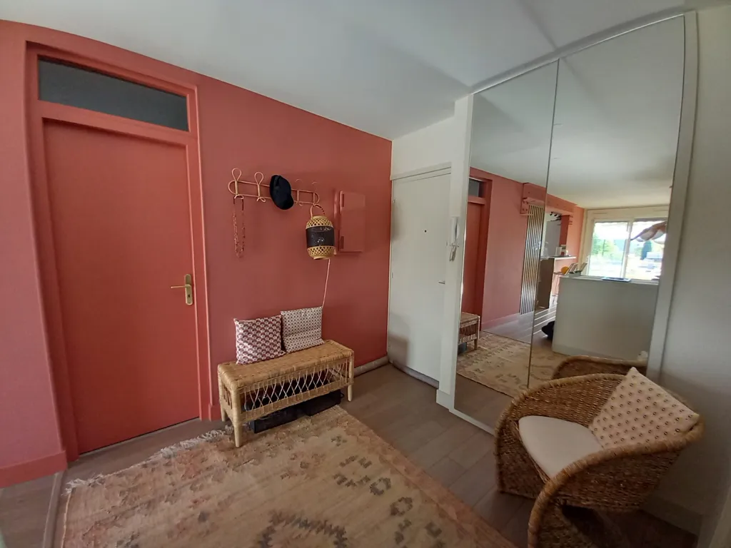 Hallway - T3/T4 Apartment with Balcony in Toulouse