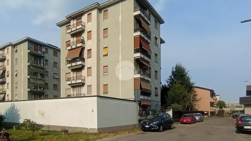 Extérieur - Spacious 3-Bedroom Apartment in Seregno