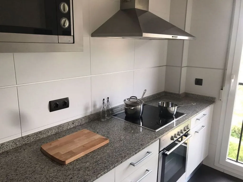 Cocina - Apartamento exterior con balcón en Lanciego
