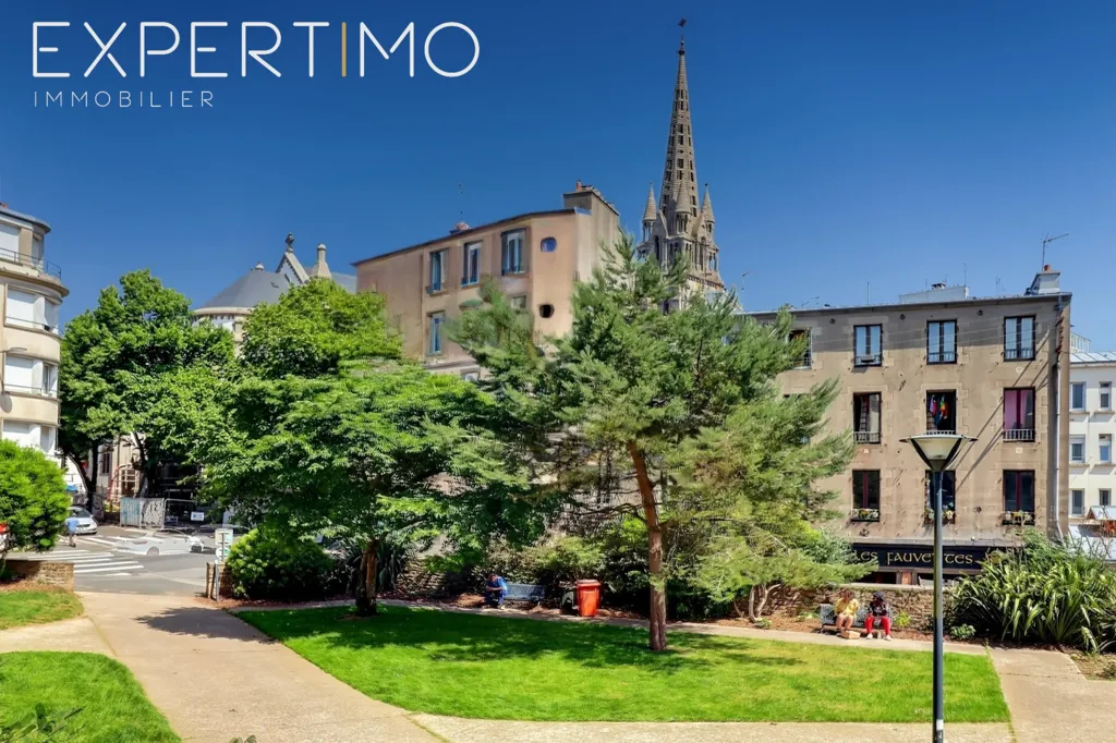 Duplex Townhouse with Terrace in Brest Centre