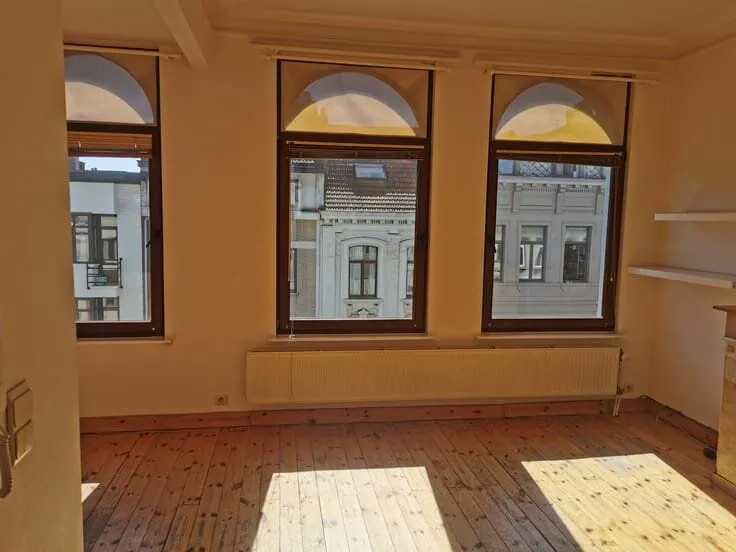 1 magamistoaga korter asukohas Antwerp