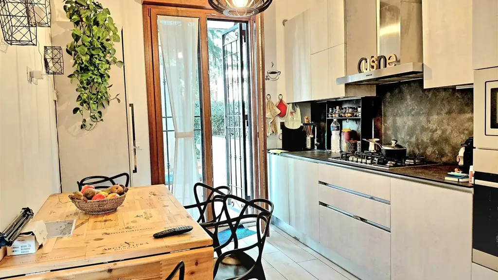 Cuisine - Rustic Apartment with Garden in Florence