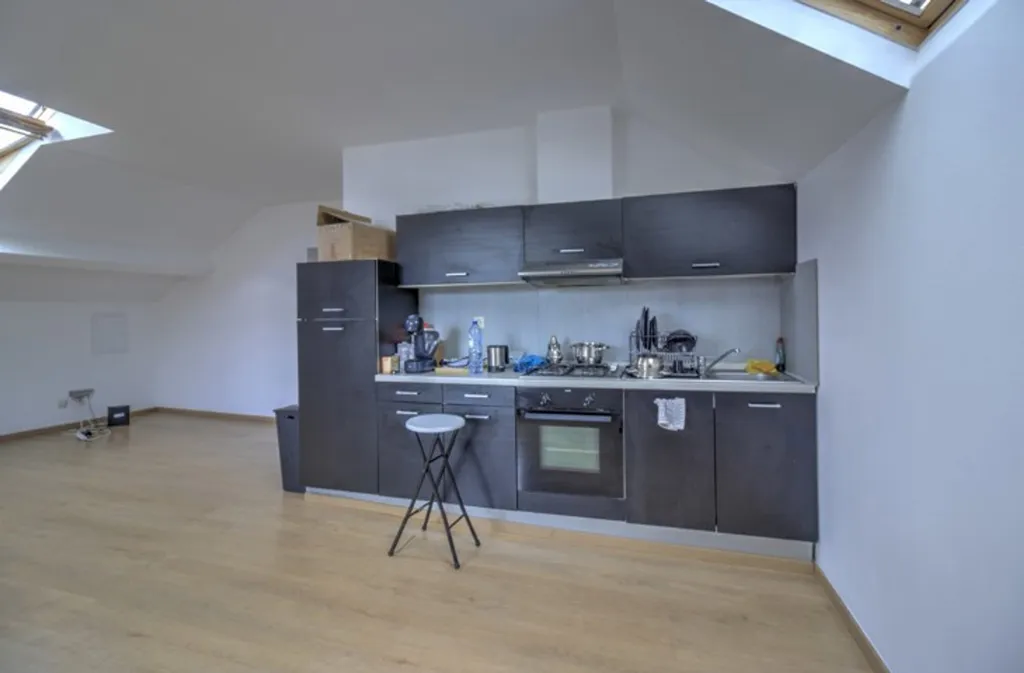 Köök - One-Bedroom Apartment with Balcony in Saint-Nicolas