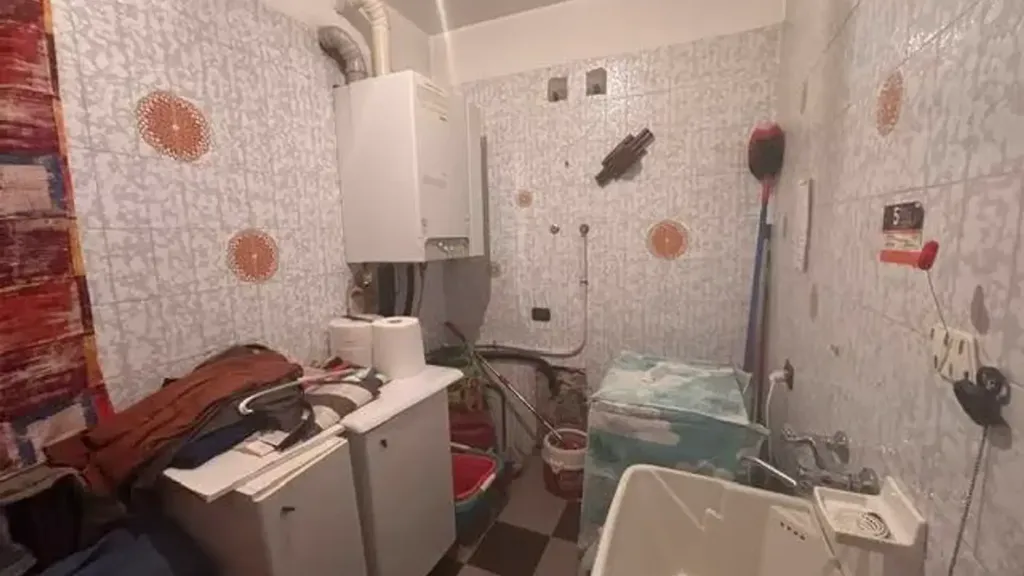 Salles de bain - Semi-detached House with Private Courtyard in Vigevano