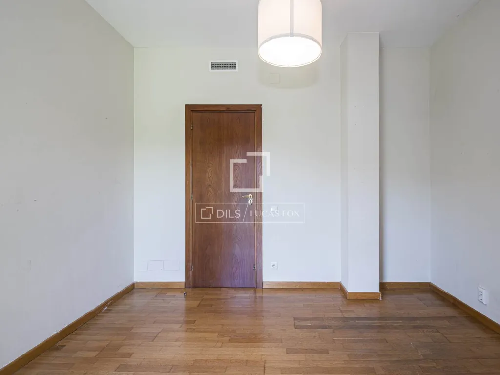 Pièces - Luxury Villa with Pool in Sant Cugat