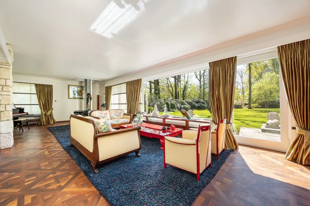 Elutuba - Castle Villa with Indoor Pool in Schilde
