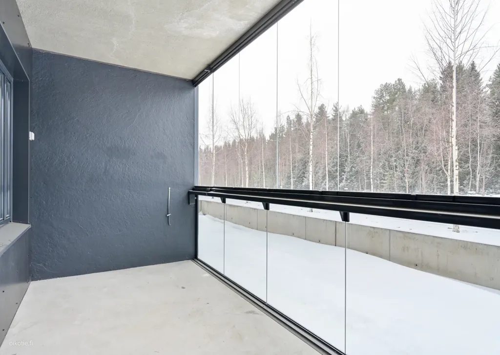 Balcon - Modern Studio with Balcony in Ritaharju, Oulu