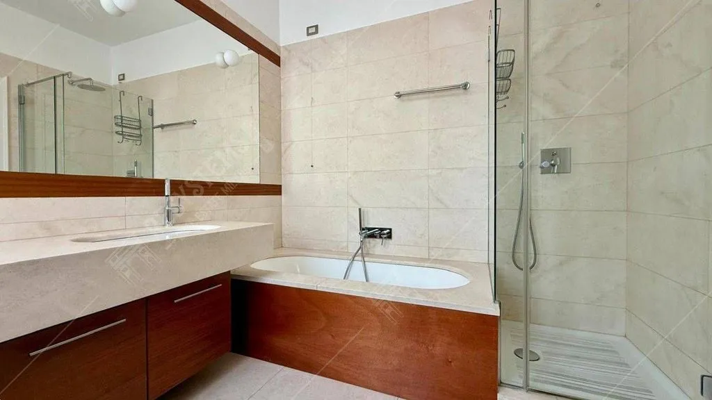 Vannitoad - Luxury Flat with Four Exposures in Milan