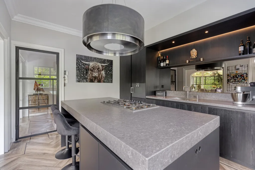 Köök - Luxury Villa with Garden in Beverwijk