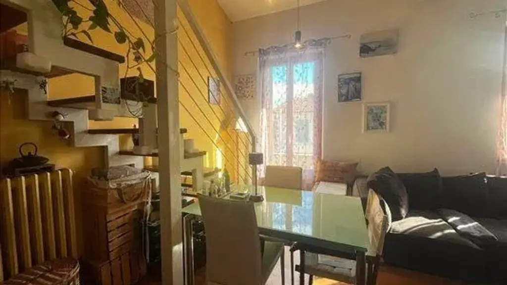 Séjour - Modernised Bilocale with Balcony in Florence