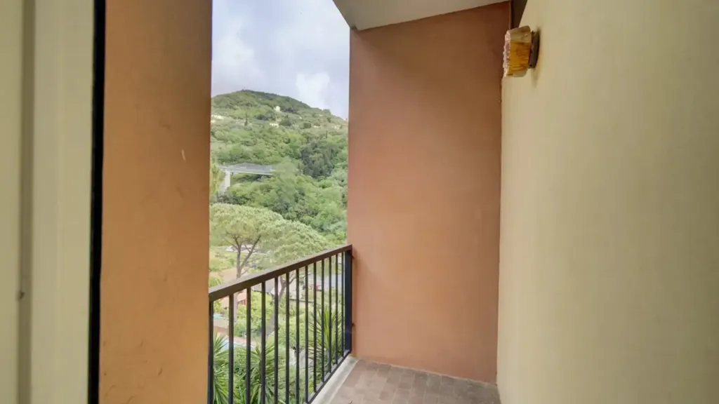 Rõdu - Spacious Duplex with Pools in Rapallo
