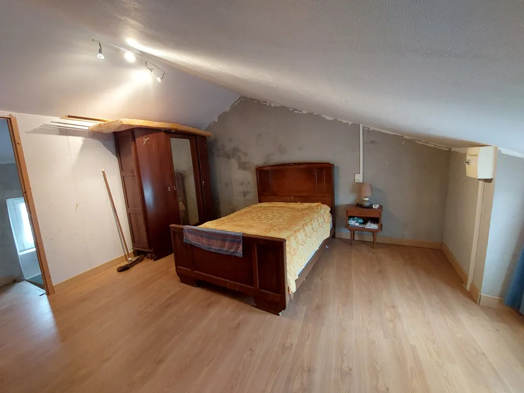 Magamistoad - Village Stone House with River Access in Aveyron