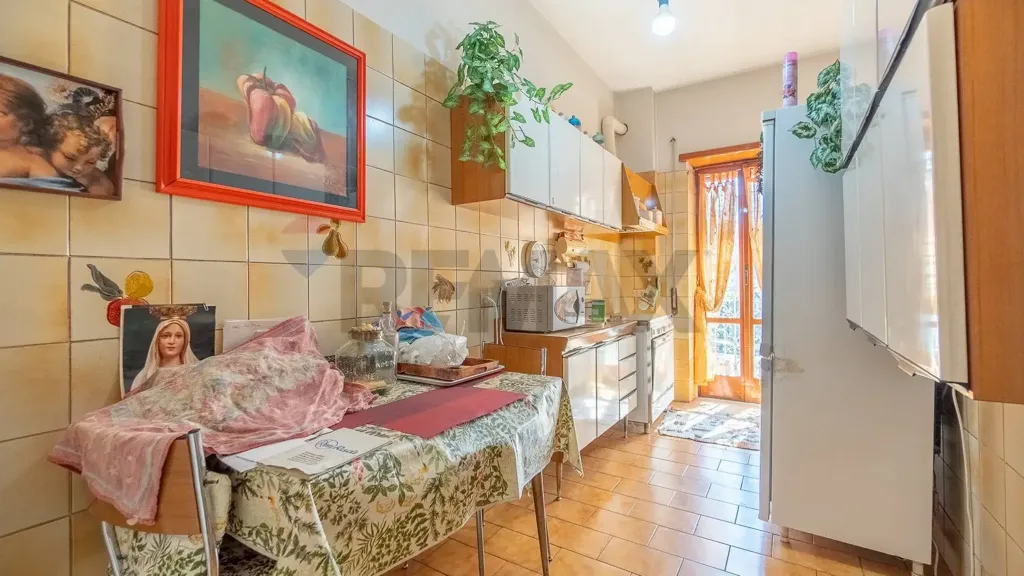 Cuisine - Furnished Apartment with Balcony in Rome