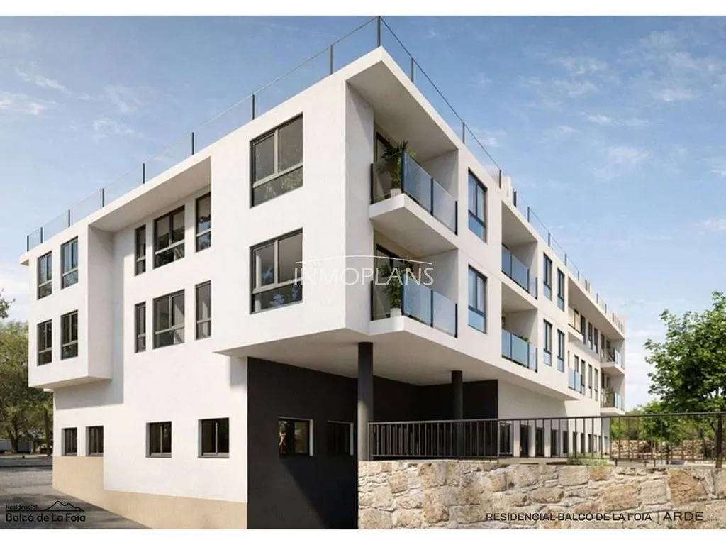 New Flat with Terrace in Alcoi Street