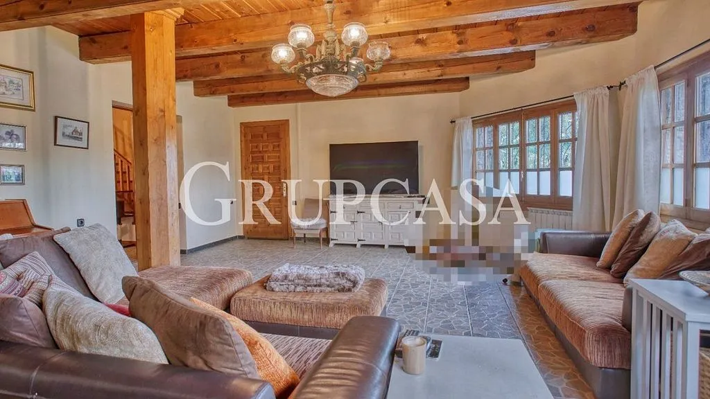 Elutuba - Luxury Detached House with Pool in Alpicat