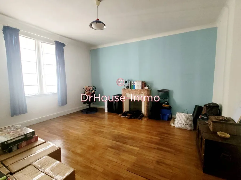Pièces - Appartement Duplex avec Local Commercial à Nantes