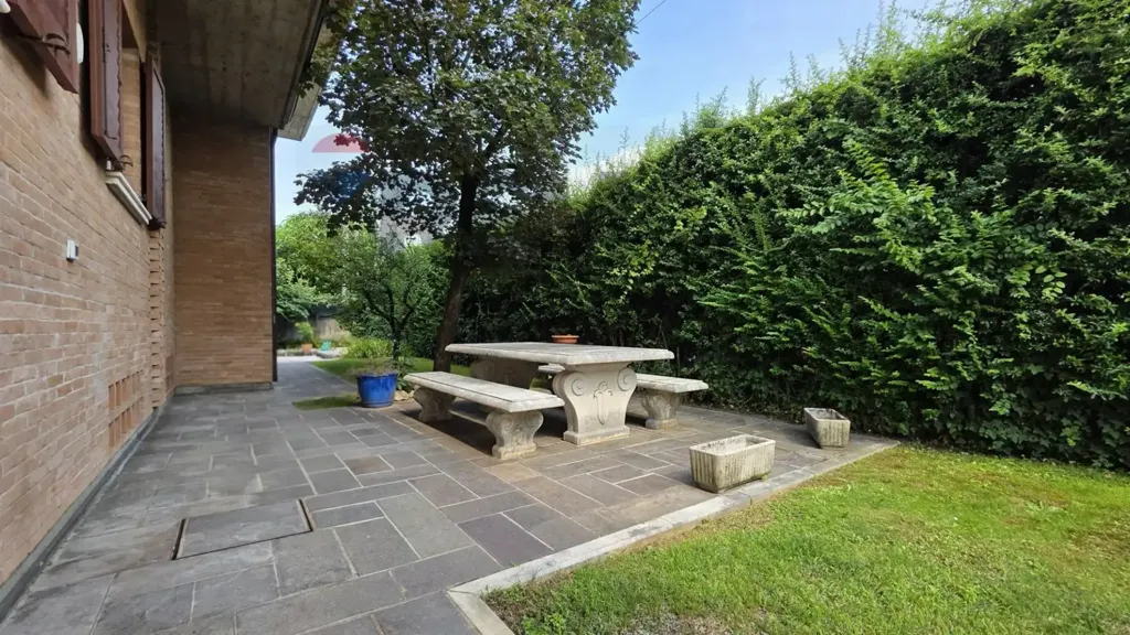 Jardin - Prestigious Villa with Terrace in Caldogno