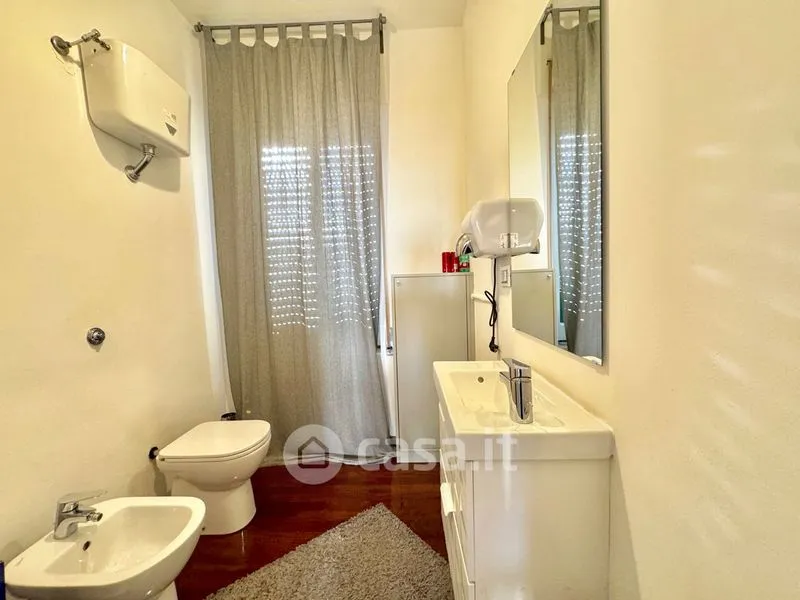 Vannitoad - Four-Room Apartment with Balcony in Benevento
