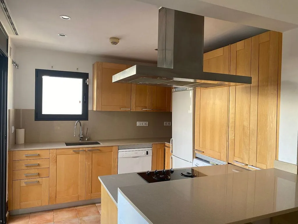 Kitchen - Semi-detached House with Pool in Macenas