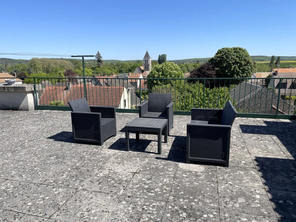 Terrasse - Appartement Duplex avec Toit-Terrasse à La Ferté-Alais