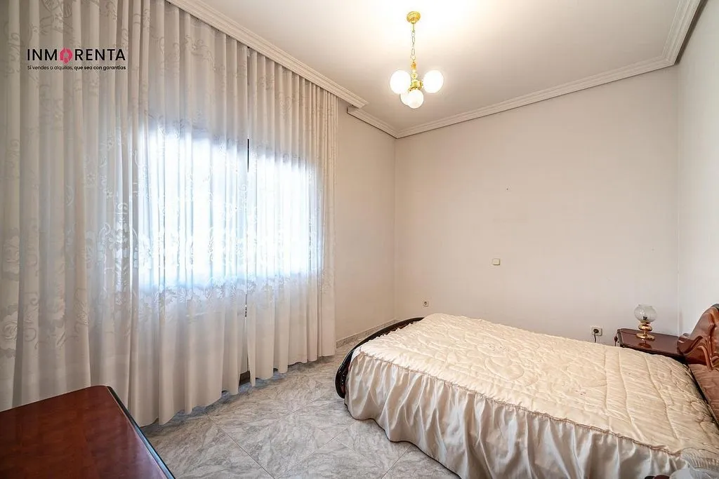 Magamistoad - Detached House with Terrace in La Mata