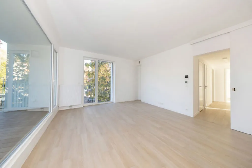 Apartment in Berchem-Sainte-Agathe
