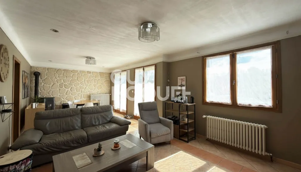Séjour - Maison avec Jardin à Ivry-la-Bataille