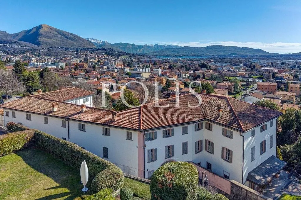 Välivaade - Historic Villa with Lakeside Views in Como