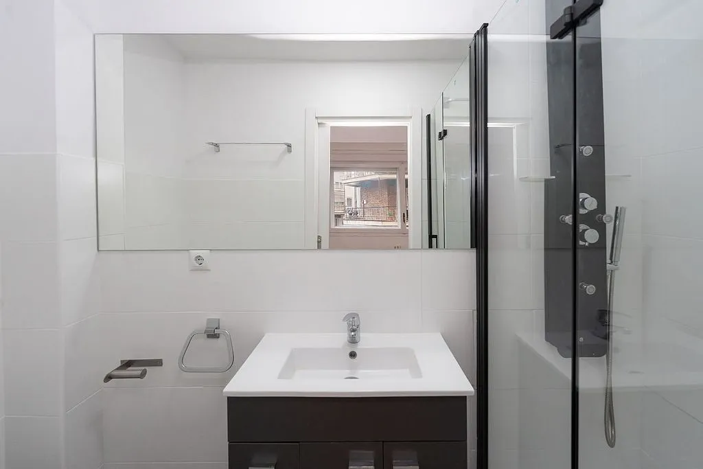 Vannitoad - Apartment with Terrace in Bernabéu, Madrid