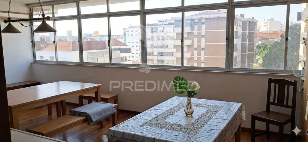 Söögituba - T3 Apartment with Large Terraces in Laranjeiro