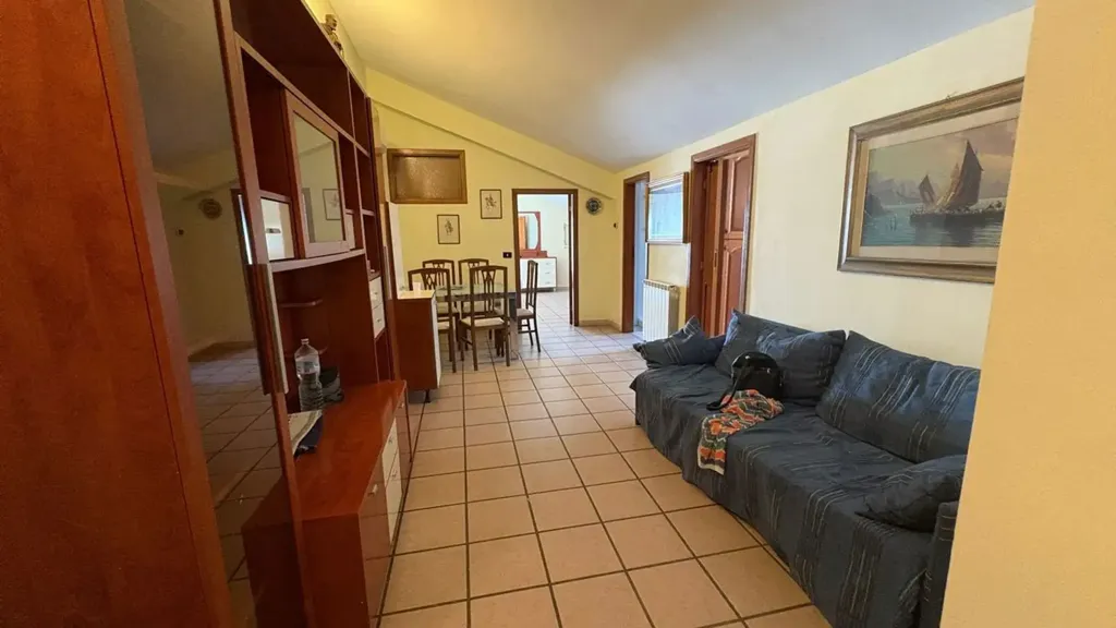 Elutuba - Rented Flat with Balcony in Messina