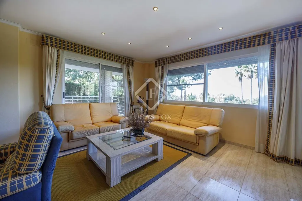 Séjour - Villa with Pool in Alfinach, Puçol