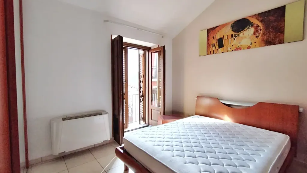 Magamistoad - Semi-detached Villa Apartment in Montoro