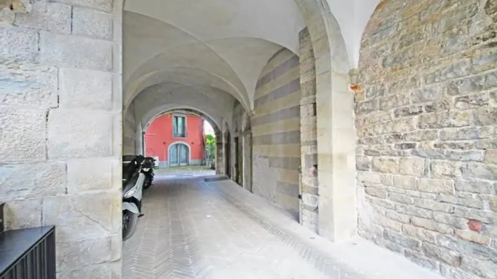 Entrée - Panoramic Apartment in Historic Tower, Bergamo