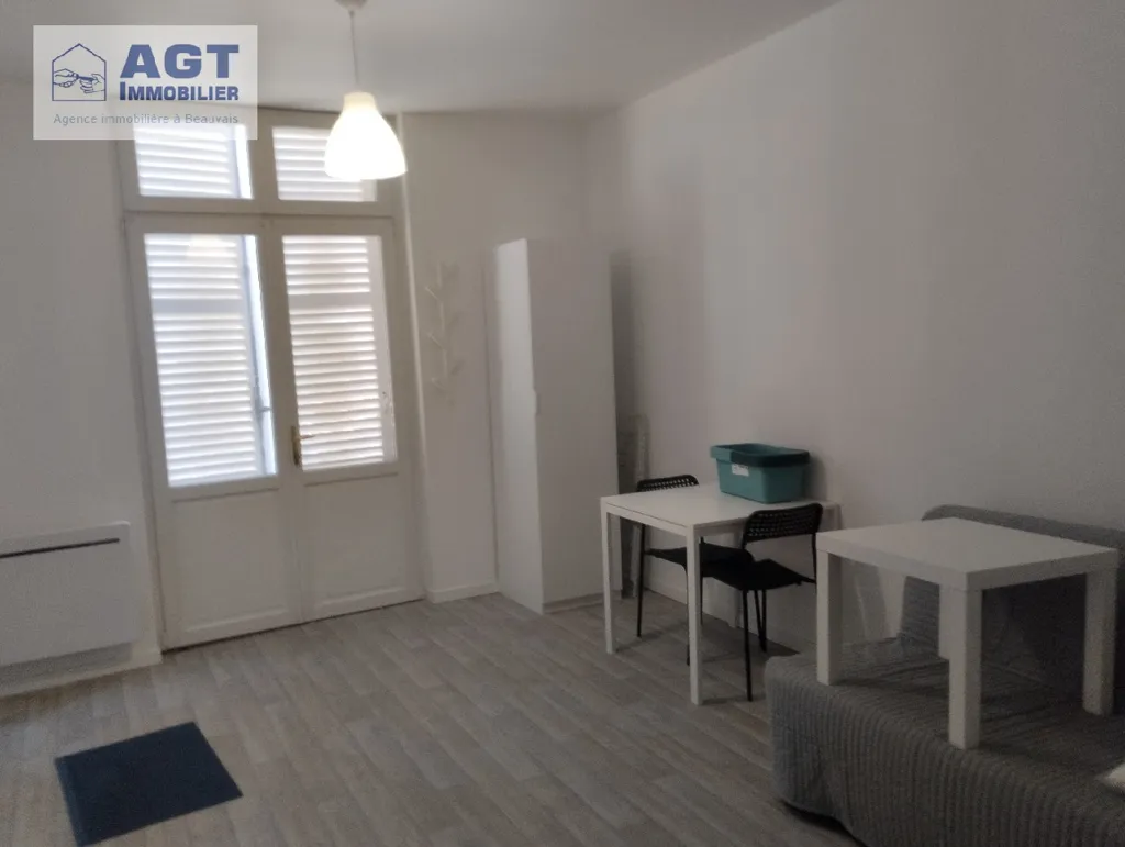Elutuba - Studio with Kitchenette in Beauvais