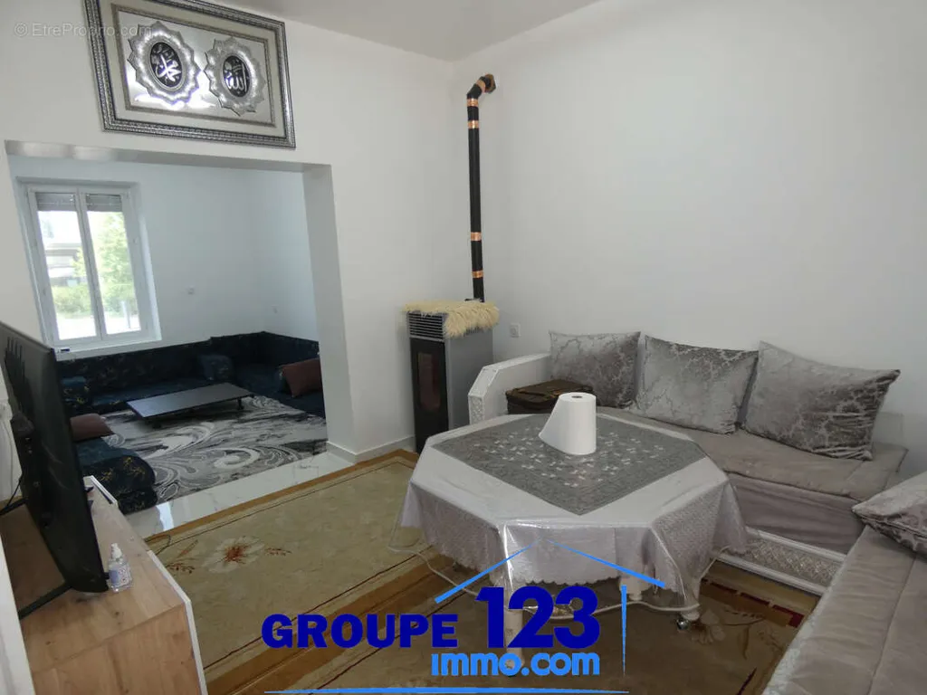 7-toaline maja asukohas Migennes