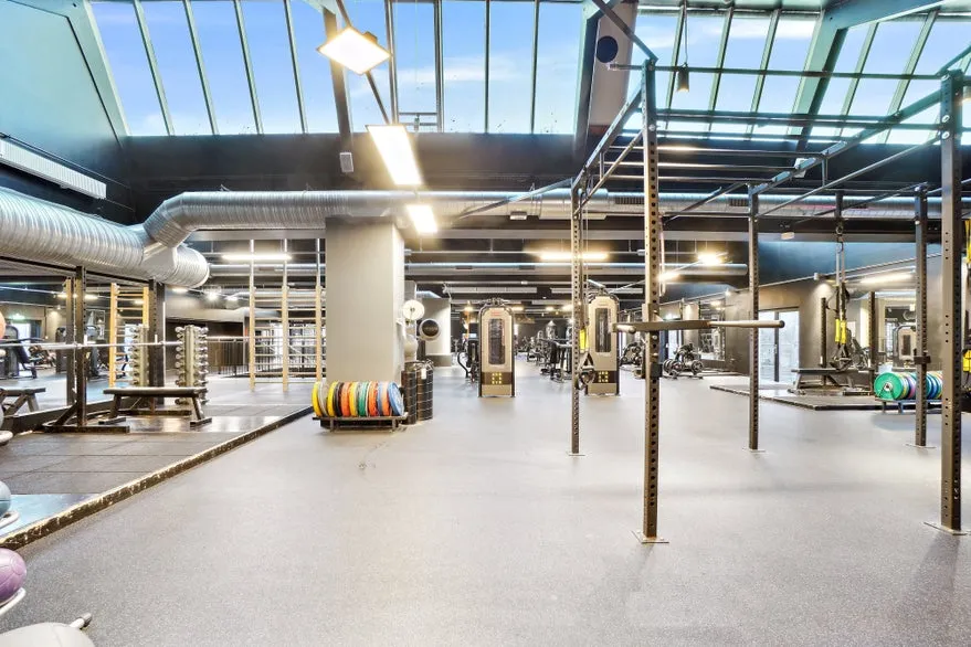 Pièces - Office Space with Unique Loft Height in Ringgaden