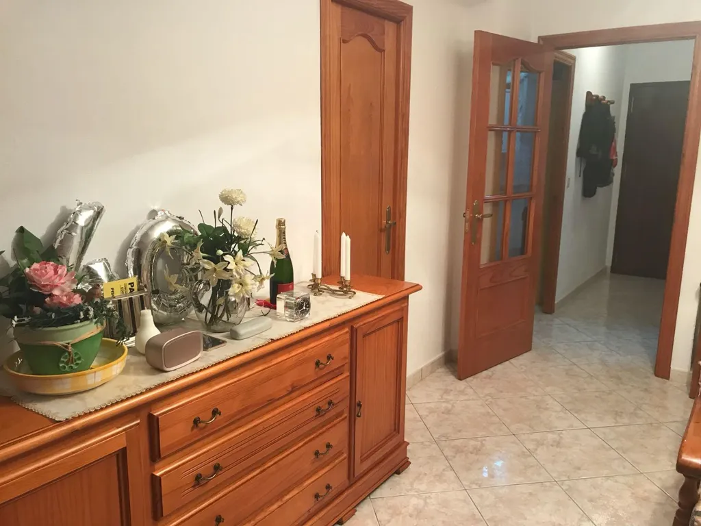 Esik - 2-Bedroom Flat with Sea View in Torre del Mar