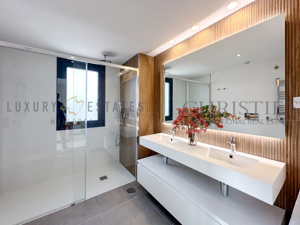 Vannitoad - Contemporary Home with Pool in Cala Ratjada