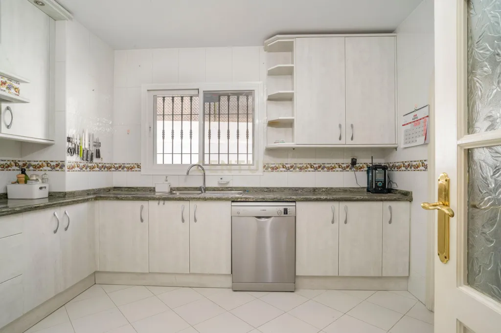 Cuisine - Chalet with Pool and Terrace in Fuengirola